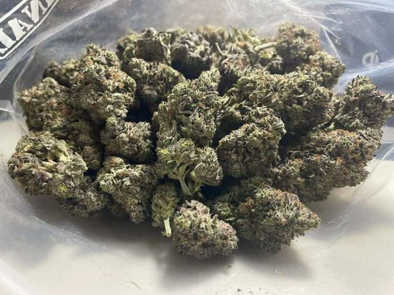 stinky-pink.jpeg Stinky Pink Kush Flower