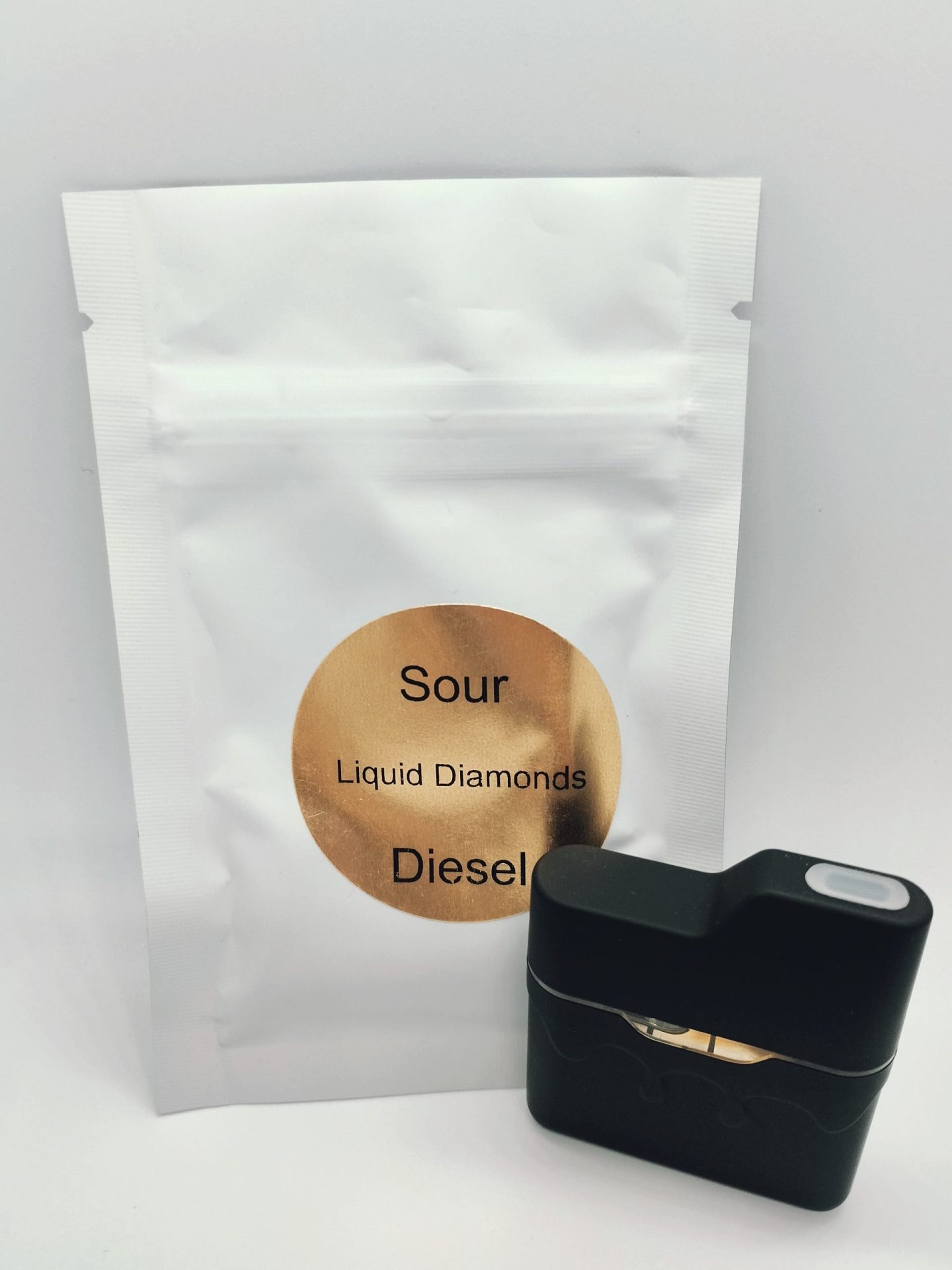 IMG_20250914_115058-scaled-1.jpg Drip King Liquid Diamonds 2g Disposable Vape - second photo